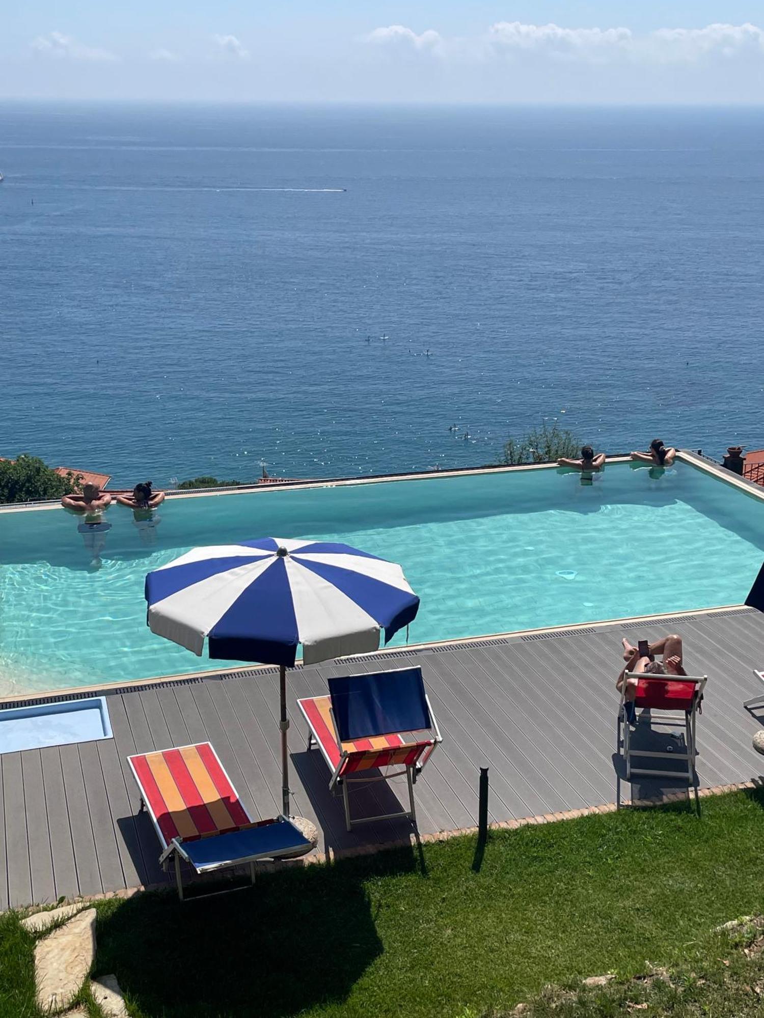 Villa Bice Bergeggi Buitenkant foto