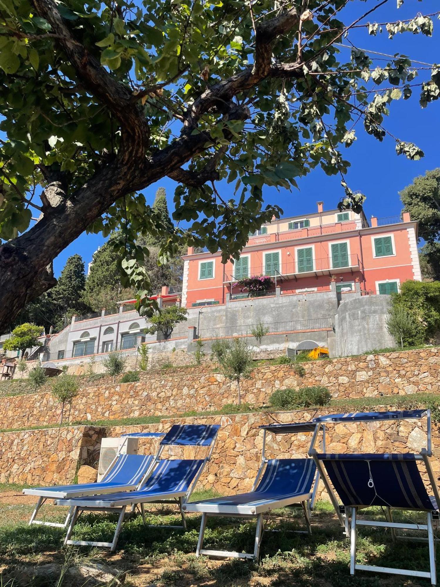 Villa Bice Bergeggi Buitenkant foto